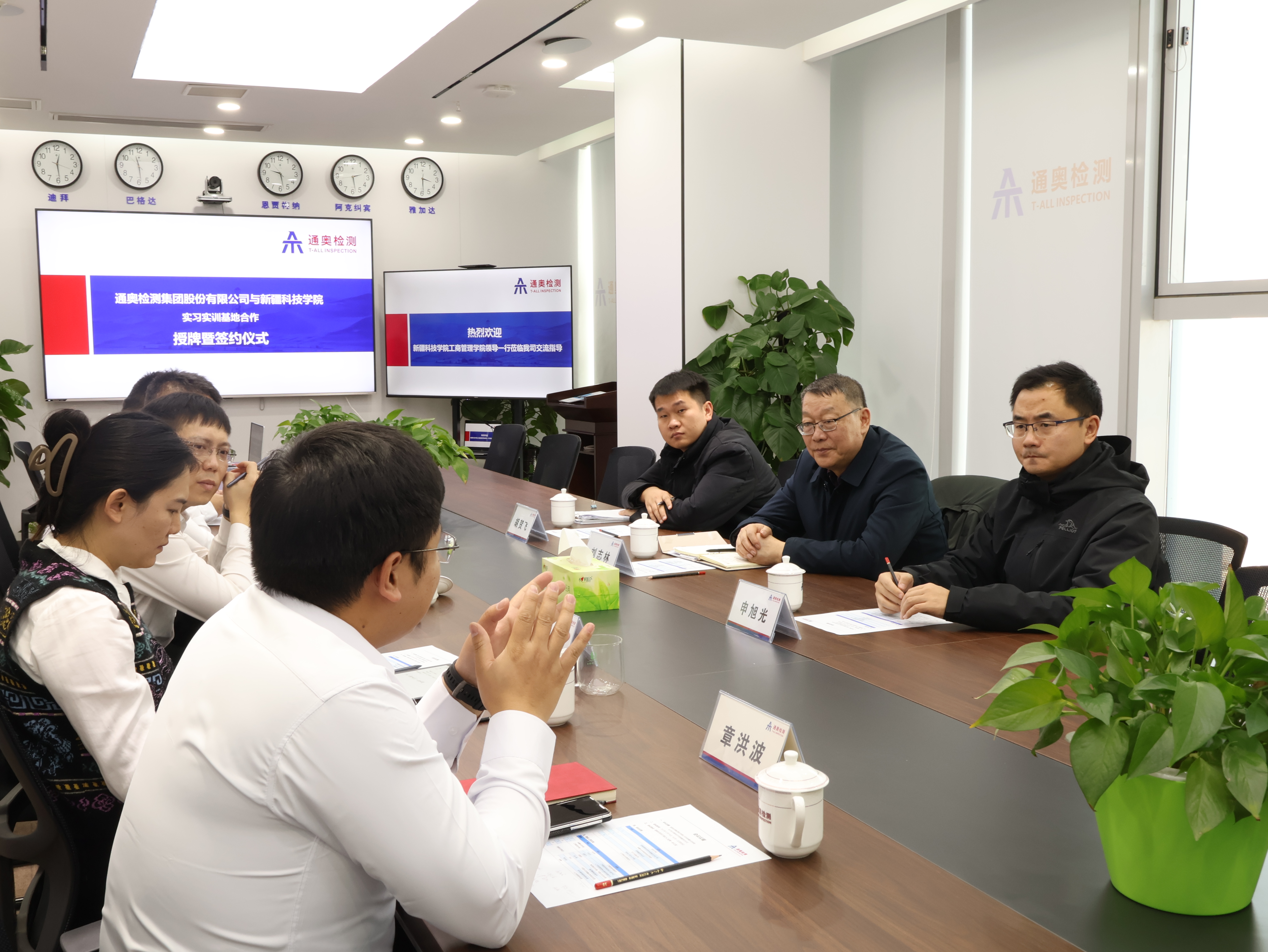 1766024116446426.jpg IMG_2403.JPG